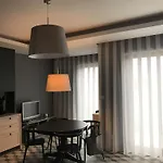 Gold Apartment